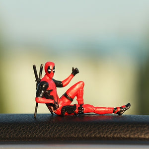 Persoonlijkheid Auto Ornament Action Figure Zitten Model Anime Mini Pop Auto Decoratie Auto Accessoires